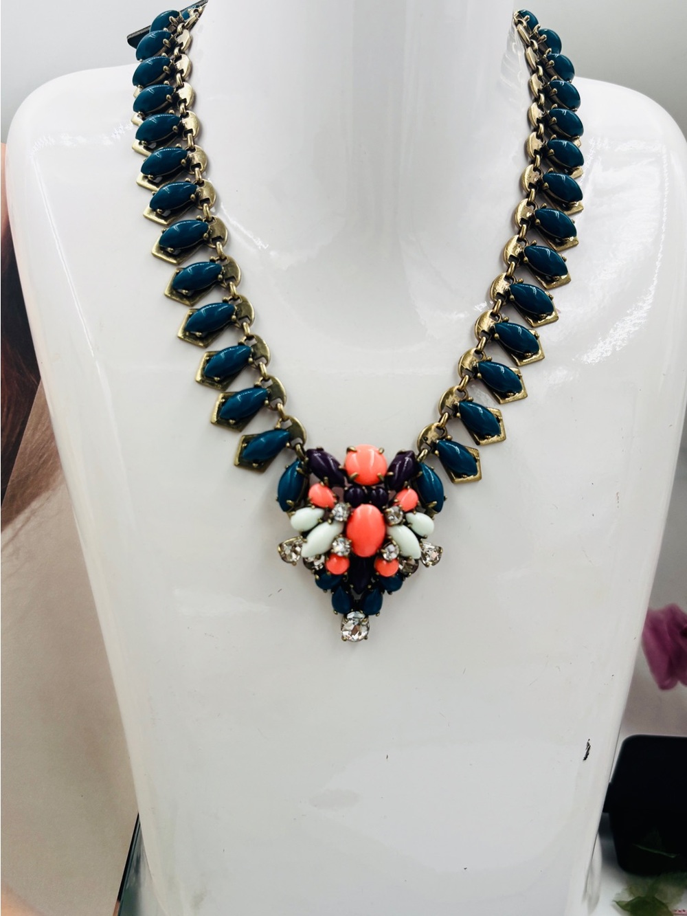 J.crew Vintage Crystal & Resin Statement Necklace